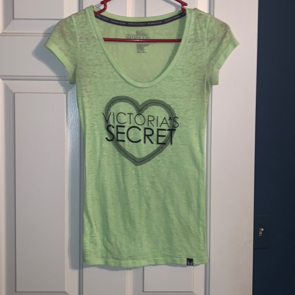 Victoria’s Secret short sleeve top
